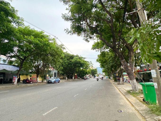 Bán lô đất 2 mặt tiền chính hữu &, đông kinh nghĩa thục sát loseby, dt 125.8m2 ngang 8m5 đường 10m5