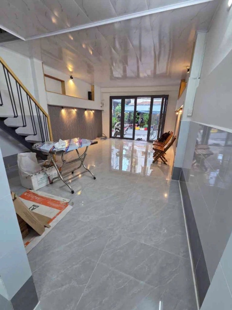 BÁN NHÀ MẶT TIỀN KHU VIP BÌNH PHÚ, NHÀ ĐẸP Ở NGAY, Ô TÔ NGỦ NHÀ, DT 40M2 NHỈNH 6 TỶ