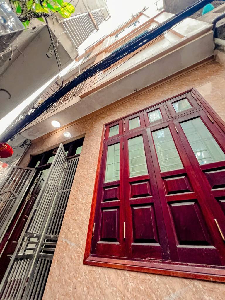 Bán nhà trường chinh Đống Đa, 4 tầng dân xây VF3 thông, kinh doanh nhỏ, cách phố 15M