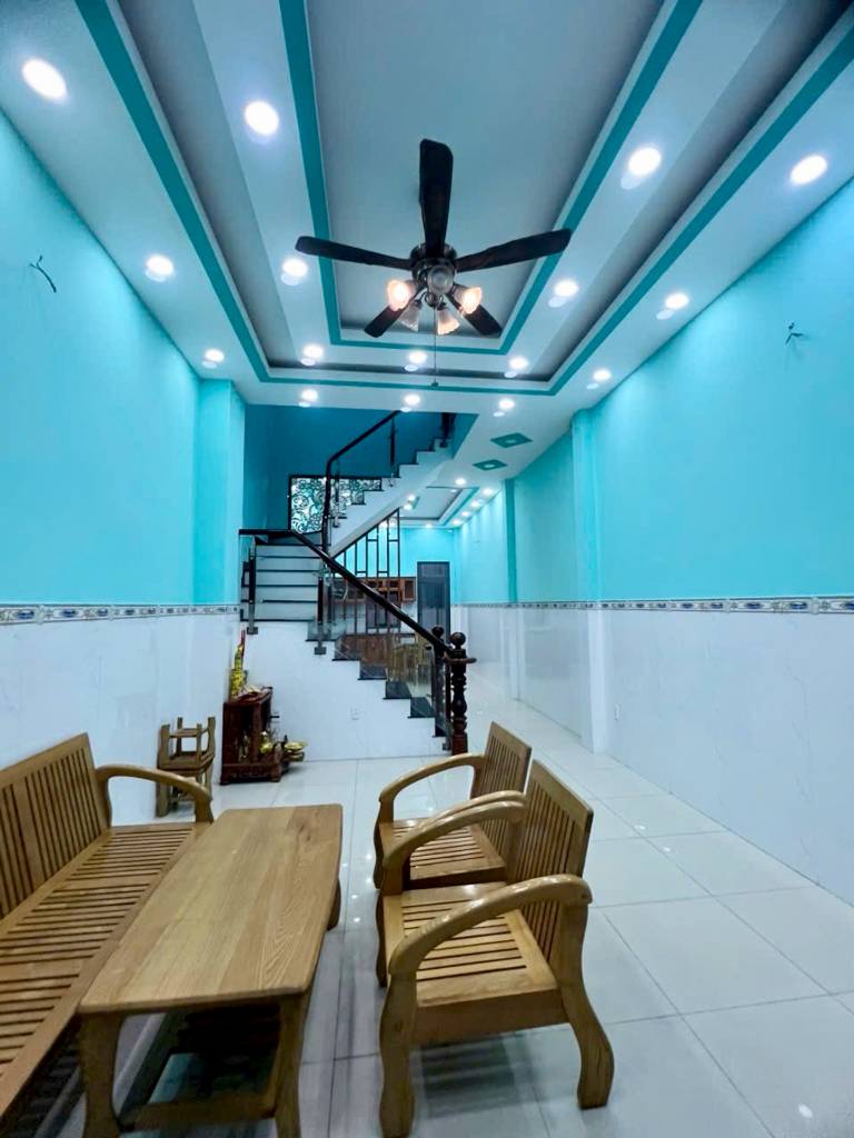 Bán nhà 3 tầng hẻm ô tô Kinh Dương Vương An Lạc Bình Tân, 72m², 3PN, giá 5.5 tỷ