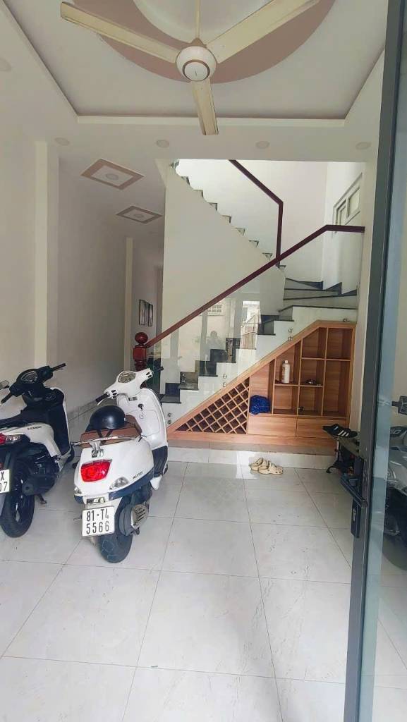 BÁN NHÀ 3 TẦNG HỒ VĂN TƯ, NGAY CHỢ THỦ ĐỨC, NHÀ KIÊN CỐ, TƯƠNG LAI RA ĐƯỜNG 20M GIÁ TỐT
