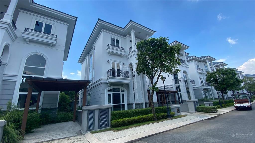 Bán biệt thự đơn lập sol villas sd 310m2 giá 34 tỷ nằm trong phodong village đt 0908 137 ***