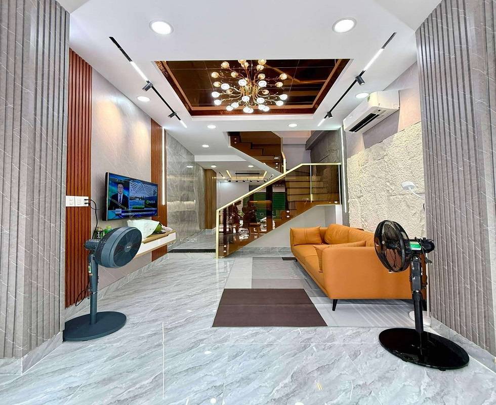 Bán nhà hẻm xe tải Lê Văn Sỹ Tân Bình, dt 36,5m², 2 tầng, giá 5,25 tỷ