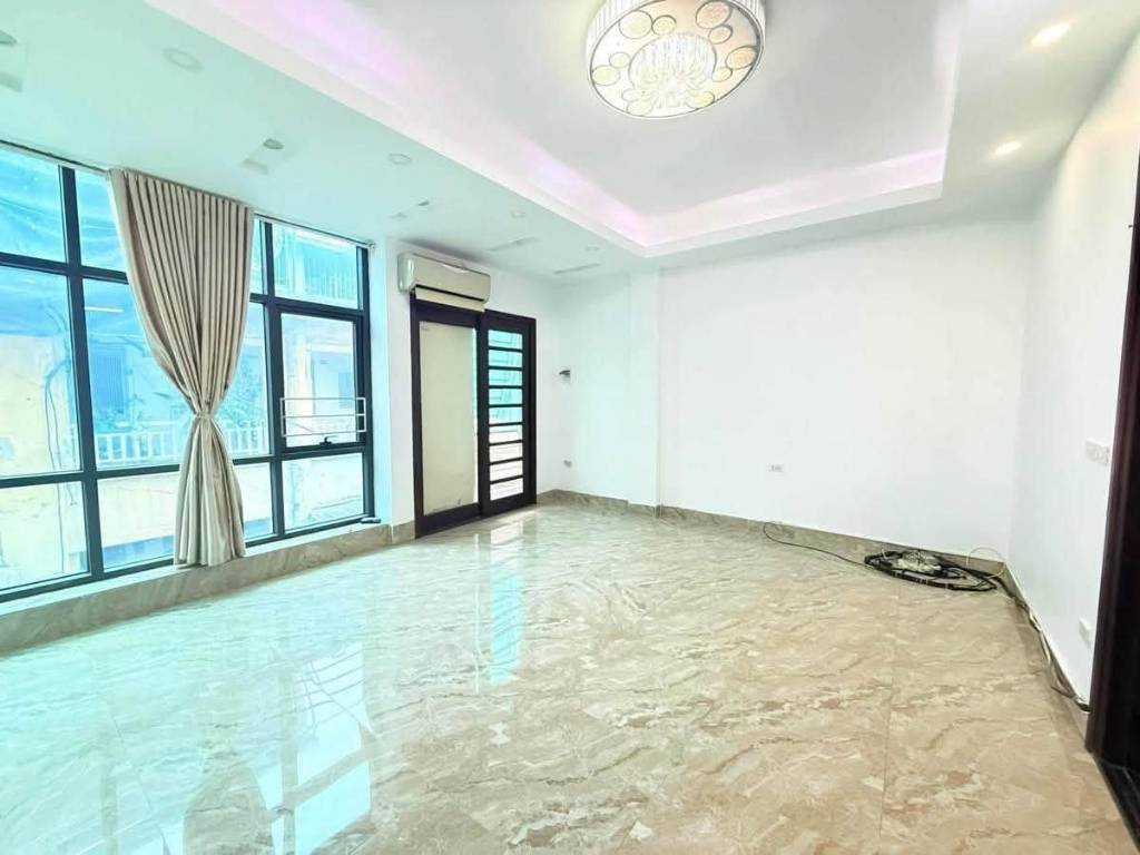 Bán nhà Nghĩa Tân Cầu Giấy, 35m² 6 tầng MT 5,2m, phân lô ô tô đỗ cửa, kinh doanh, giá 13,3 tỷ