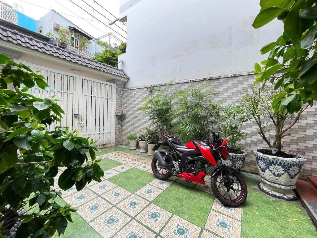 NHÀ MẶT TIỀN NGUYỄN BỈNH KHIÊM, GÒ VẤP, 5 TẦNG THANG MÁY, DT 158m2 NỞ HẬU