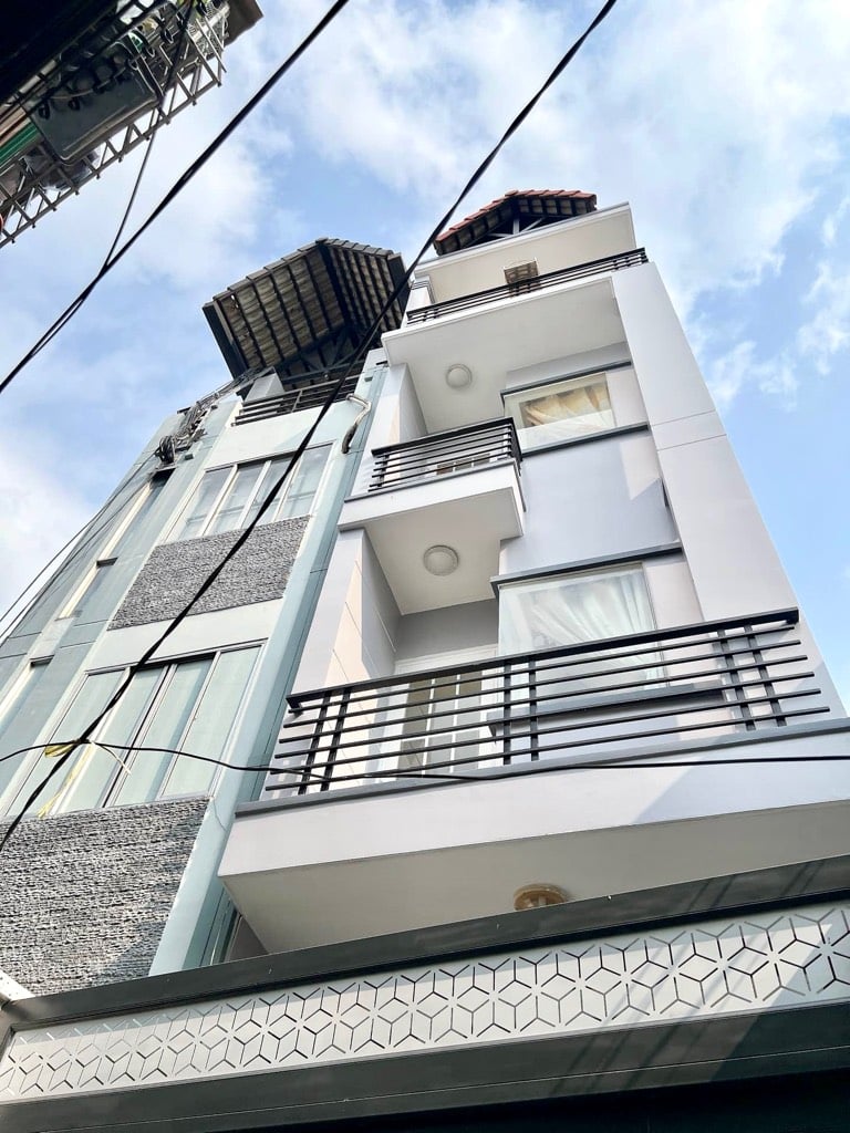 Bán nhà Phạm Thế Hiển Quận 8, DT 75m2 5 tầng 7PN 7WC giá 7.79 tỷ