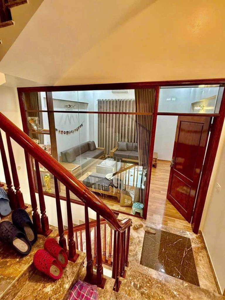 Bán nhà mặt phố KĐT Bắc Nguyễn Lương Bằng, Hải Dương, dt 74m2, mt gần 5m, 3.5 tầng