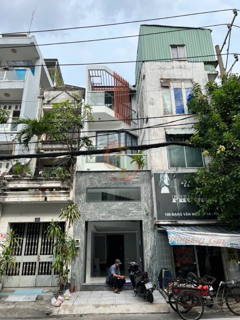 Bán nhà mặt tiền Đặng Văn Ngữ Phú Nhuận, dt 38.4m2 3 tầng HĐ thuê 15 triệu, giá 10 tỷ