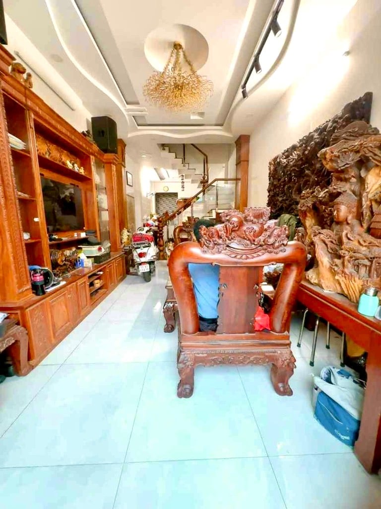 Bán nhà Phan Văn Trị Gò Vấp 72m2 4 tầng hẻm xe hơi 4PN khu Cityland, giá 8 tỷ