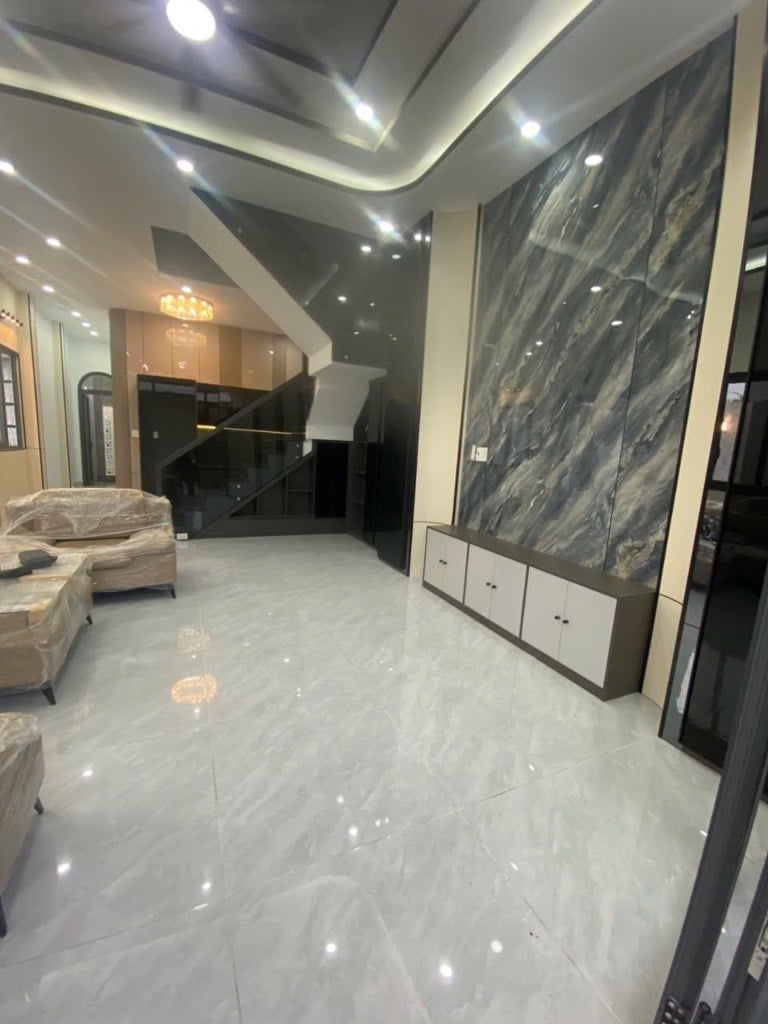 Bán nhà đẹp khu Tên Lửa, Bình Tân, 50m² vào ở ngay, đường trước nhà 12m, chỉ 6 tỷ sở hữu