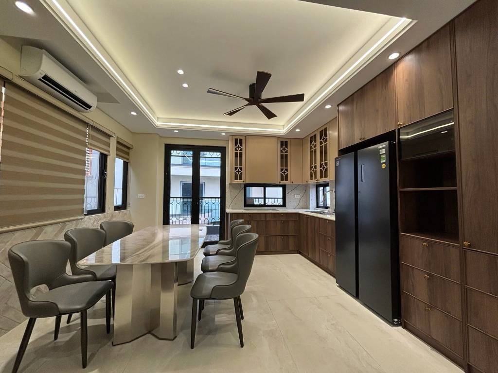 Bán nhà Lò Đúc, Hai Bà Trưng Hà Nội, 36m² 6 tầng full nội thất, giá chỉ 15.8 tỷ