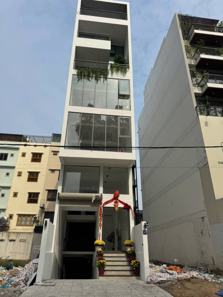 Bán tòa nhà mặt tiền Lê Hiến Mai Quận 2, 5x22m hầm 7 tầng, dòng tiền 140 triệu/tháng, giá 45 tỷ