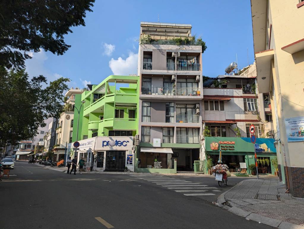 Bán tòa CHDV Trần Quý Khoách Quận 1, 8x16m hầm 7 tầng, dòng tiền 170 triệu/tháng, giá 69 tỷ