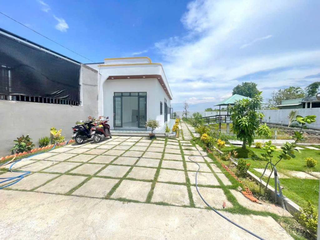 BÁN ĐẤT BIỆT THỰ NHÀ VƯỜN CÙ LAO, TÂN TRIỀU, 500M2 XÂY NHÀ CẤP 4 SÂN VƯỜN HẾT Ý