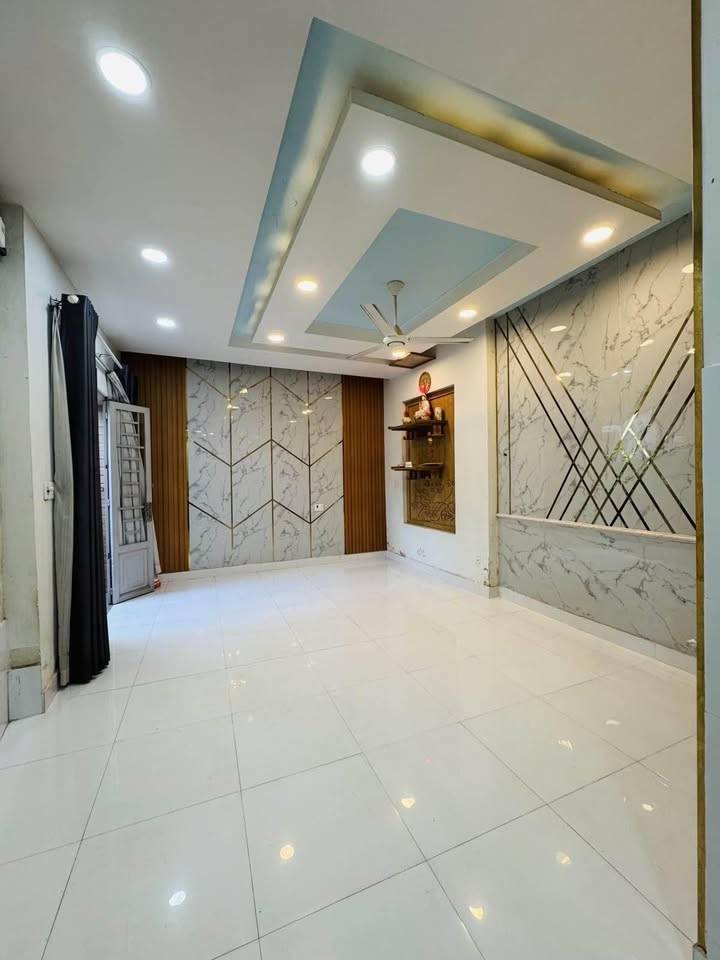Bán nhà Huỳnh Tấn Phát Nhà Bè, dt 46m2 2 tầng hẻm xe hơi giá 3,35 tỷ