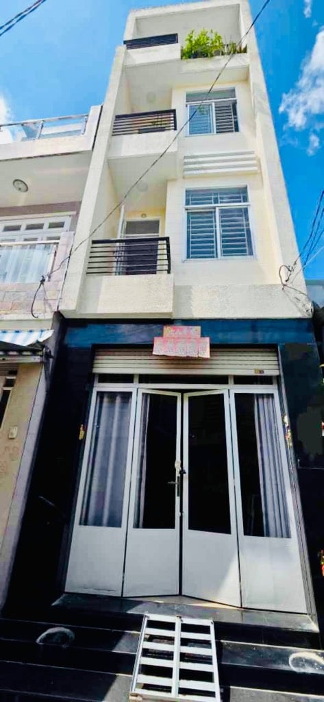 BÁN NHÀ 4 TẦNG LÝ CHIÊU HOÀNG, QUẬN 6, HẺM XE HƠI ĐỖ CỬA, 3,5X10M CHỈ 5 TỶ 3
