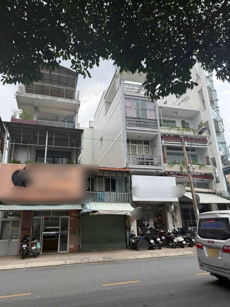 BÁN NHÀ MẶT TIỀN LÃNH BINH THĂNG, QUẬN 11, DT 40M2, FULL NT, GIÁ 11 TỶ