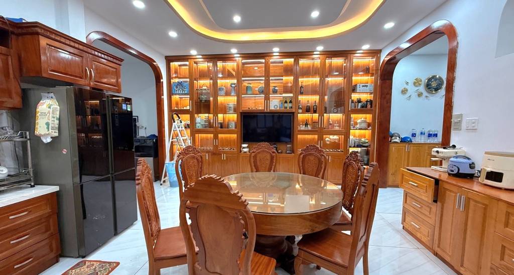 Bán biệt thự mini Hồ Học Lãm Bình Tân, dt 190m2 4PN 4WC hẻm ô tô giá 9,9 tỷ