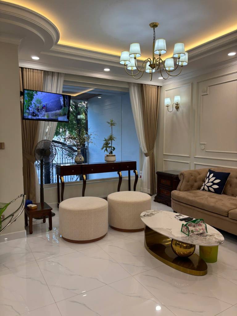 Bán biệt thự Nam Thông 3 Phú Mỹ Hưng, dt 7x18m 5PN full NT, giá 60 tỷ