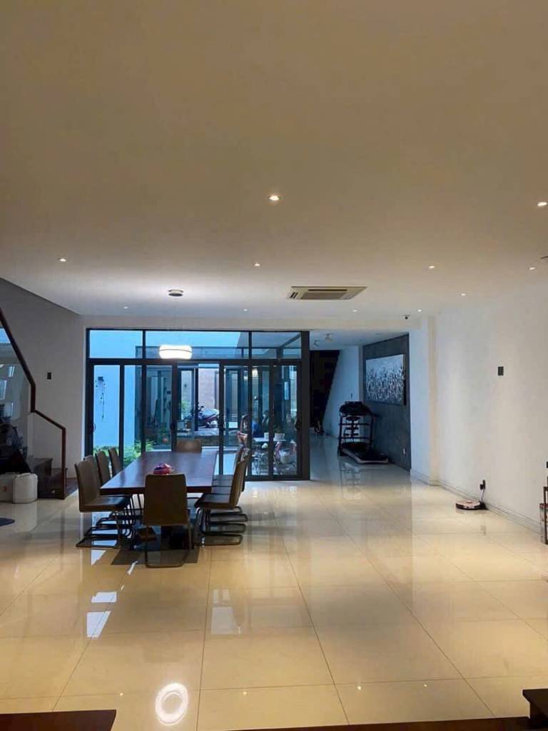 BÁN GẤP BIỆT THỰ MẶT TIỀN HỒ BIỂU CHÁNH – PHÚ NHUẬN, DT 266M2 SỔ RIÊNG