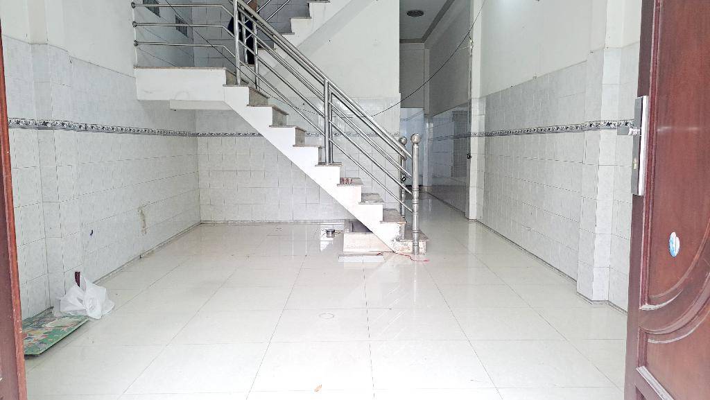 Bán nhà Âu Cơ, Tân Phú, 1 trệt 2 lầu sân thượng, sổ hồng hoàn công, giá 13 tỷ