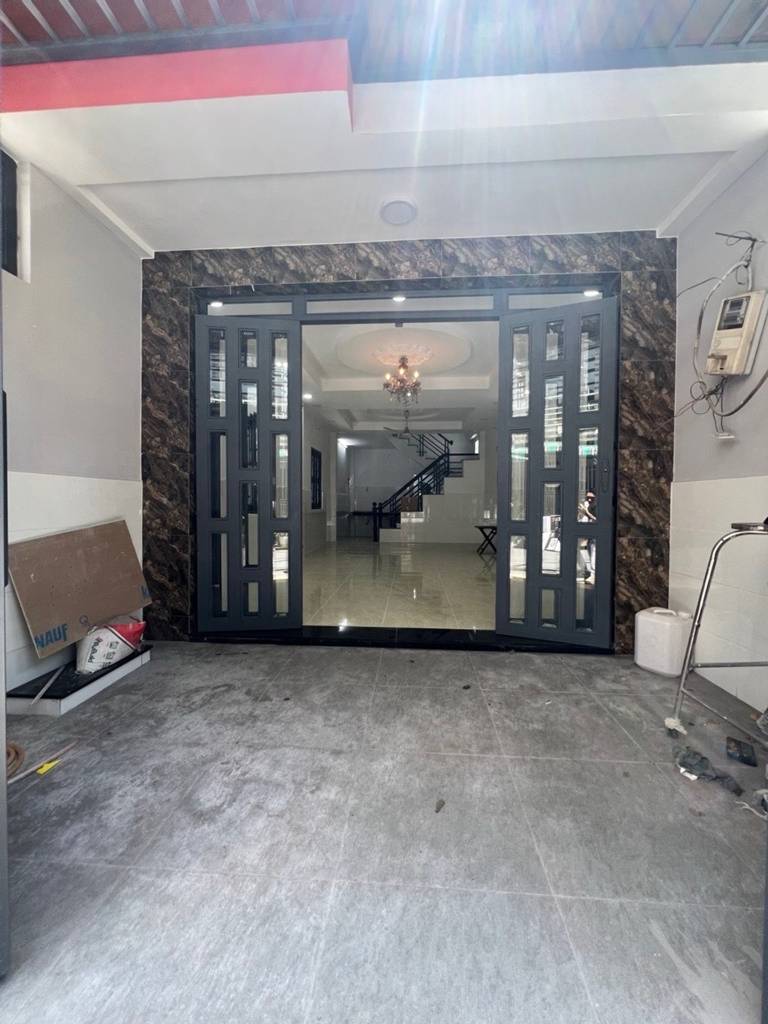 Bán nhà Lê Văn Lương, gần Lotte Quận 7, hơn 50m² 2 tầng 3PN, đường xe tải, giá 6,5 tỷ