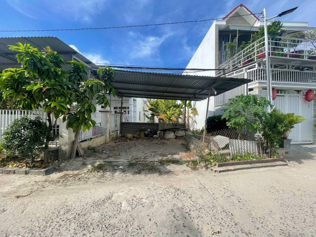 Chủ cần tiền bán gấp lô đất thị trấn Diên Khánh, vị trí siêu thoáng đẹp, phù hợp kinh doanh mua bán