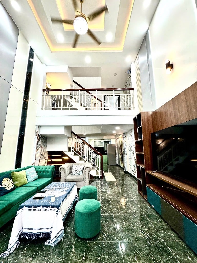 Bán nhà 3 tầng 82/ Quang Trung, Gò Vấp, 4,1x13m 3PN, giá nhỉnh 6 tỷ