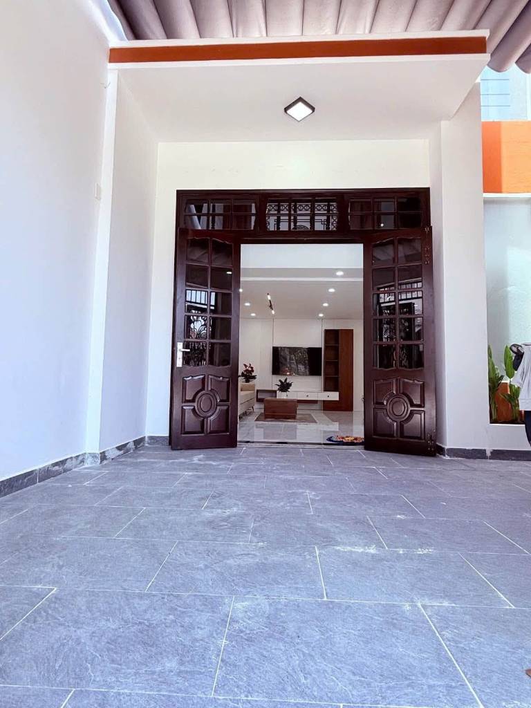 BÁN NHÀ MẶT TIỀN ĐƯỜNG 5M5 ĐÔNG PHƯỚC 1, GẦN LÊ ĐẠI HÀNH, 2 TẦNG MỚI ĐẸP, CHỈ NHỈNH 4 TỶ