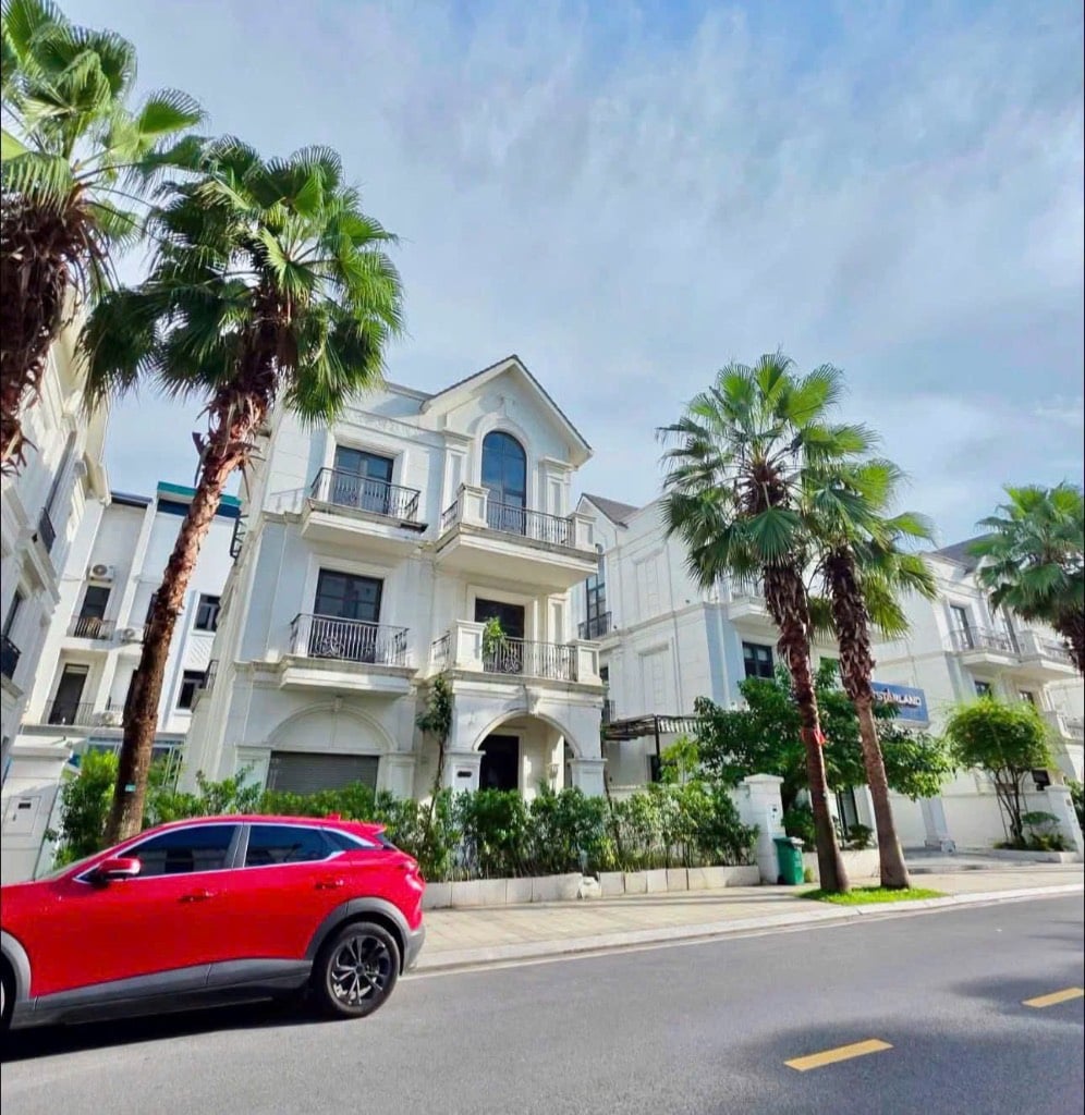 CHỦ NHÀ CẦN TIỀN BÁN GẤP BIỆT THỰ SONG LẬP HẢI ÂU VINHOMES OCEAN PARK 1 GIA LÂM
