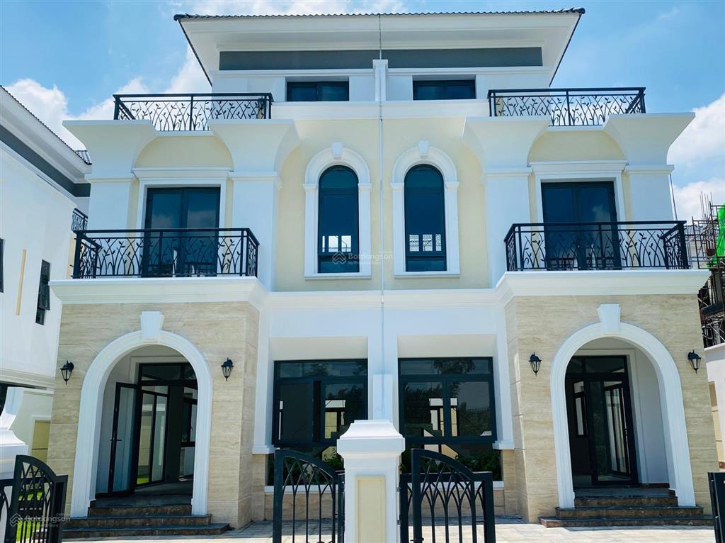 Giỏ hàng chuyển nhượng mới nhất 2026, giá tốt tại verosa park khang điền, quận 9