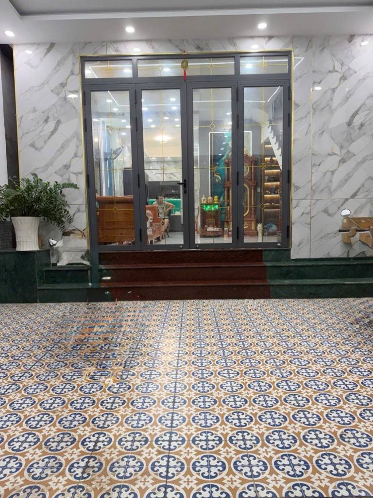 BÁN NHÀ NGUYỄN DU, NGAY TRUNG TÂM DĨ AN, 107M² NGANG 6,6M 4 TẦNG, HXH THOÁNG