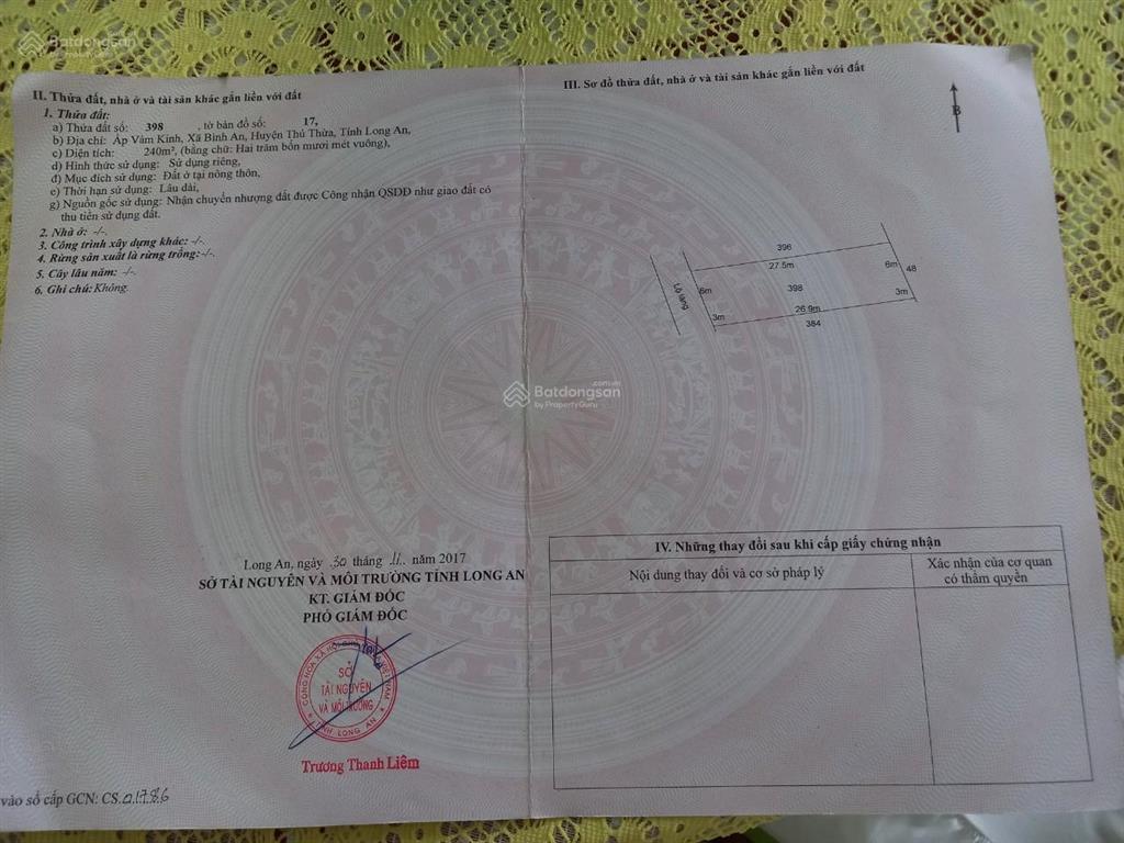 Nhà 240m2 mt đường bê tông 4m ở long an