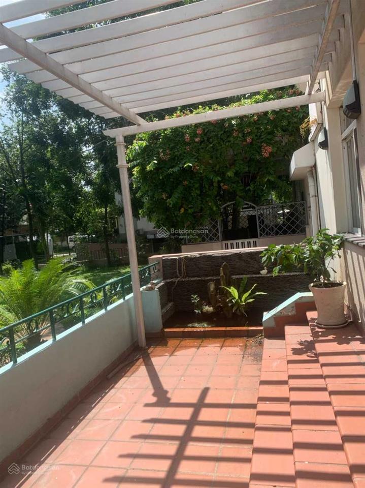 Bán căn hộ mỹ tú cảnh quan 2 phú mỹ hưng q7. dt 252m2 tầng trệt giá 25 tỷ. 0934 990 ***