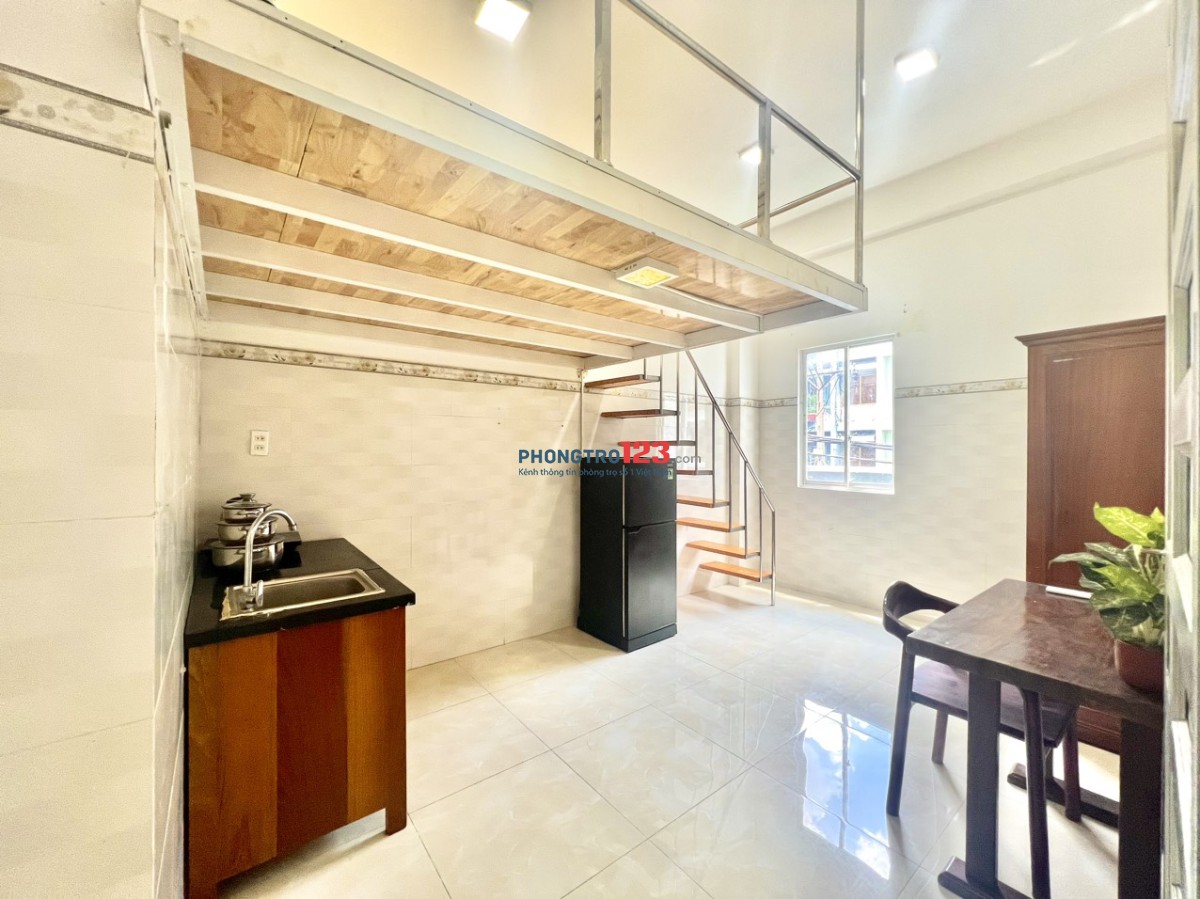 Gác Lửng Thoáng Mát, Full Tiện Nghi Ngay Đầm Sen
