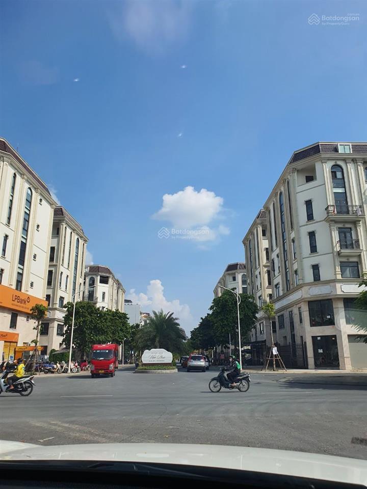 Căn góc 3 mặt thoáng, đường to, vị trí đắc địa him lam vạn phúc, 0979 008 ***