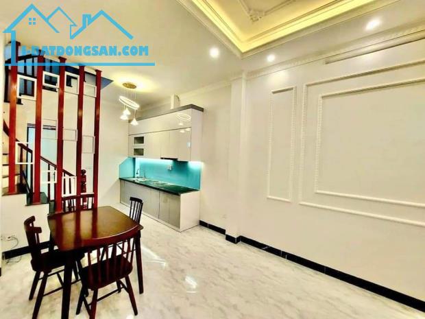 Bán nhà mới đẹp An Khánh, có nội thất xịn, ô tô đỗ gần, 4p ngủ, 4.6 tỷ