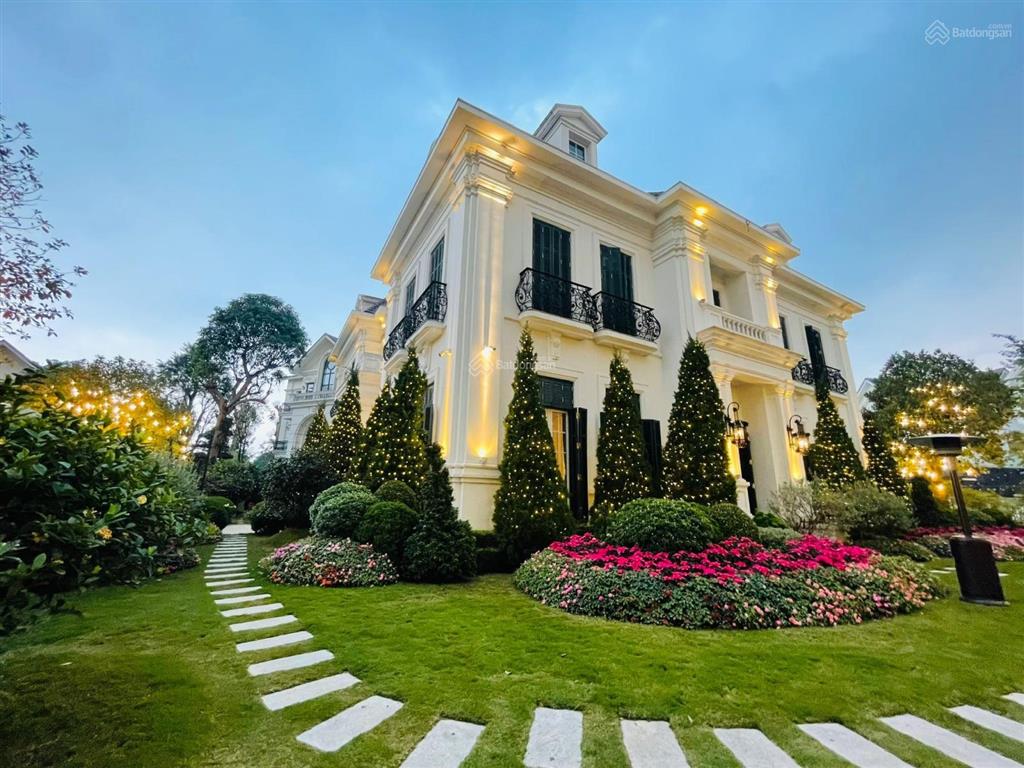 Biệt thự, 1005m2, xây thô, vinhomes riverside, sông như vịnh, giá trị sống nhất, 0932 533 ***