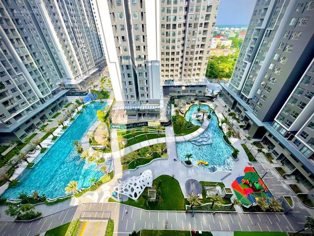 Cần bán căn 59m2 (2pn + 2wc) giá 2.650 tỷ (bao gồm vat), gói nội thất giường tủ, đã có sổ hồng