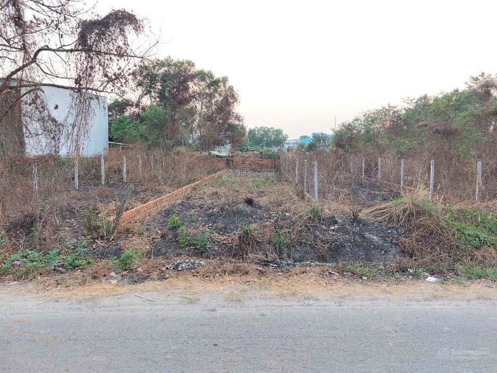 Tôi chính chủ bán gấp đất đường 460, 5x25m, full thổ, xã trung an, củ chi, giảm còn 2 tỷ 300