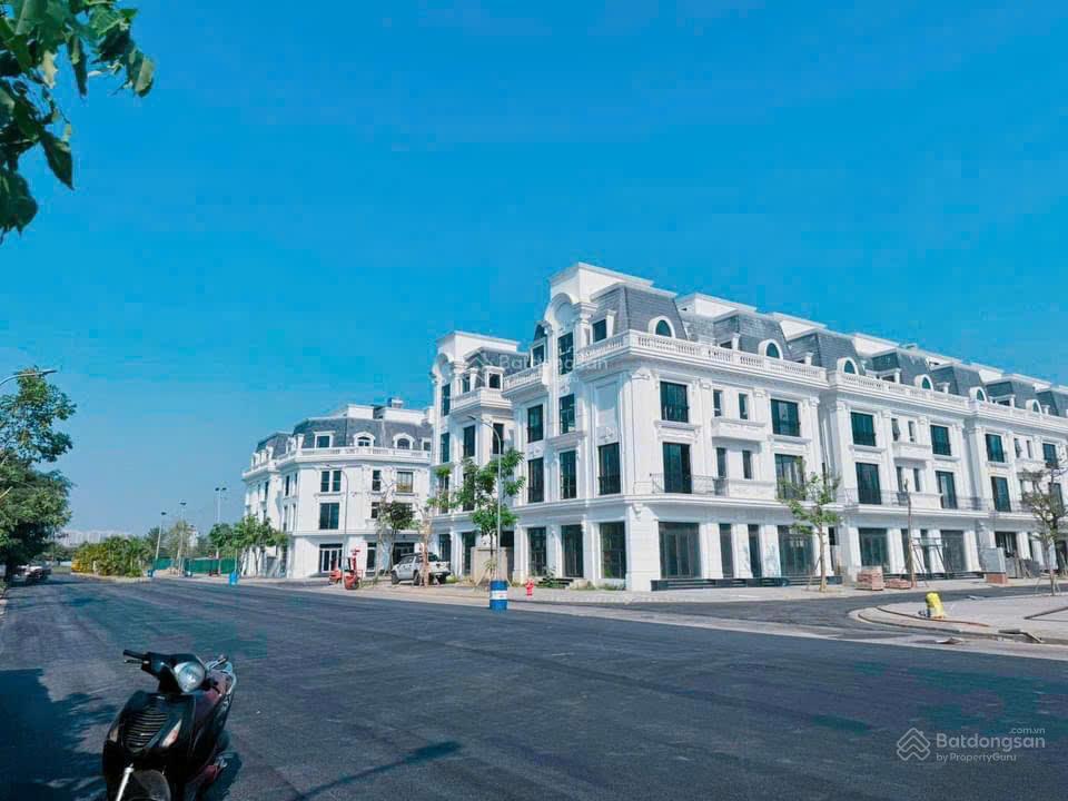 Bán căn mặt lê quang đạo đường 40m dự án louis city đại mỗ diện tích 120m2 mặt tiền 6m giá 40 tỷ