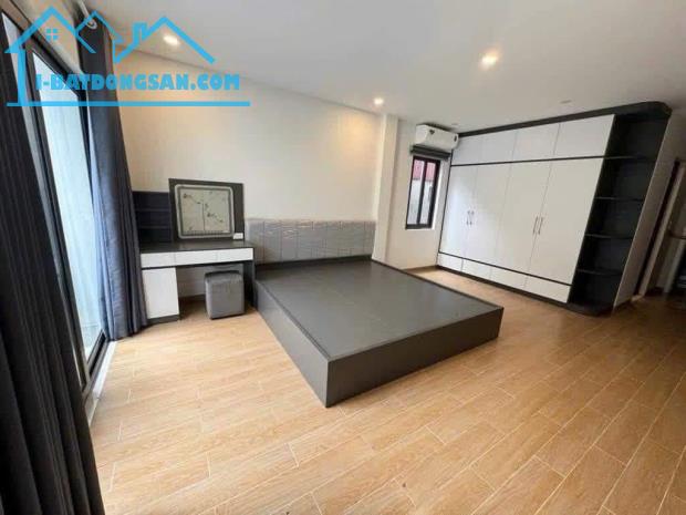 Bán Nhà Vân Canh 40M 4 Tầng, 4P Ngủ, nội thất đẹp, 50m ô tô đỗ giá 5.8 tỷ
