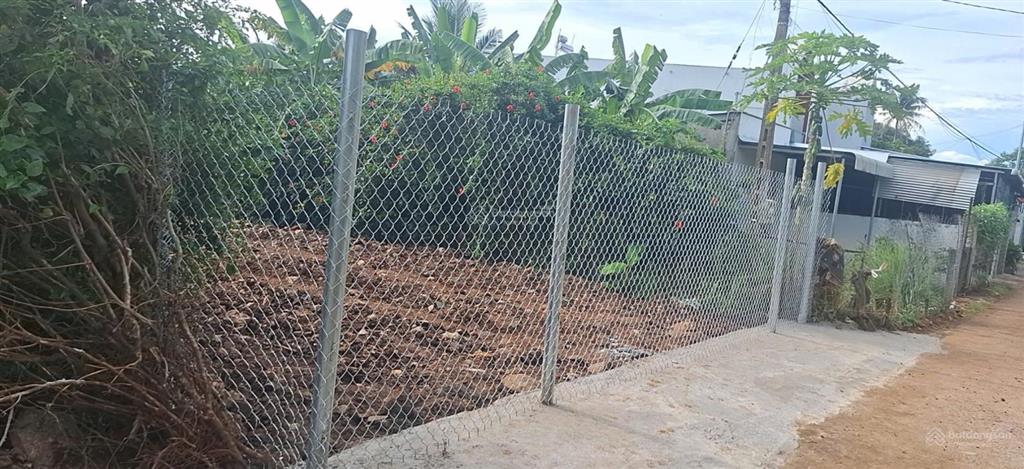 Bán đất trung tâm 1092m2 cách tái định cư p. bảo vinh, kcn và chợ long khánh 500m