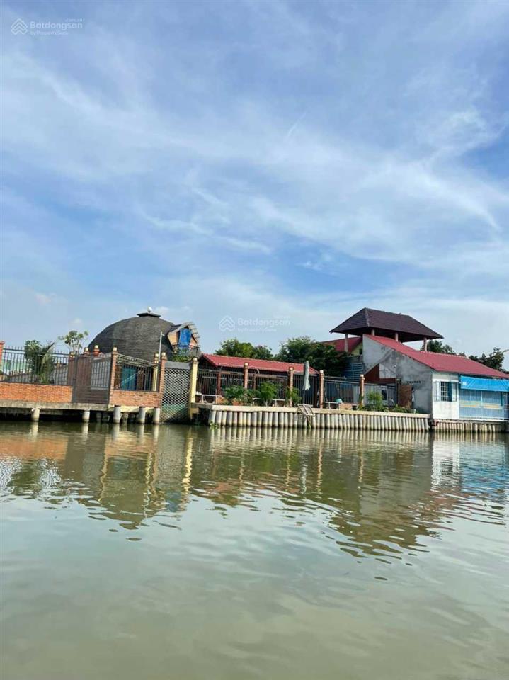 Chính chủ kẹt tiền cần bán gấp đất thổ cư dt 582m2 có 253m2 thổ shr giá 1.7tỷ, cách phà cát lái 6km