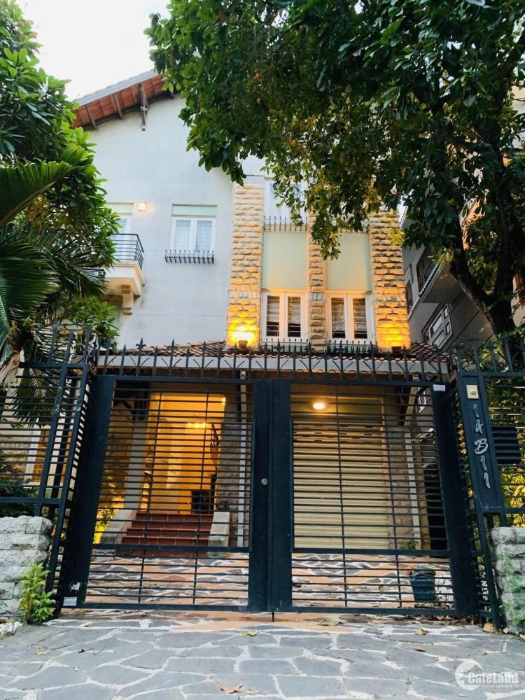 Bán Biệt thự đẹp 3 Tầng sân vườn Nguyễn Văn Hưởng,Thảo Điền,DT 12x28m,giá 52 Tỷ