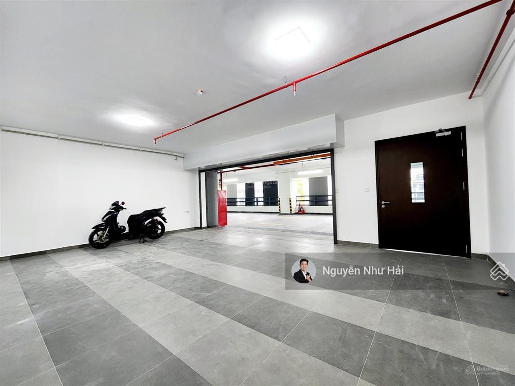 Bán sky linked villa celadon city195m2/4pn/2wc nội thất cơ bản có garage trong nhà. giá 10,5 tỷ