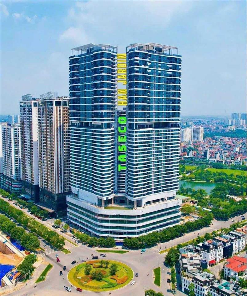 Chính chủ bán căn hộ 3 phòng ngủ tầng đẹp, view trọn hồ tây tòa n01.t7, giá tốt nhất thị trường
