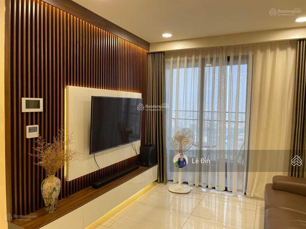 Kẹt tiền bán lỗ 1ty căn góc 2pn kingdom 101 giá tốt rẻ quận 10, giá 6.9 tỷ có sổ. 0989 723 *** mr đin