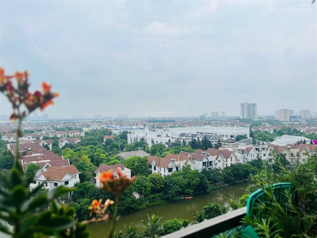 Bán gấp 5 căn 2pn vinhomes symphony, sổ đỏ, view đẹp, giá tốt cơ hội đầu tư sinh lời cao