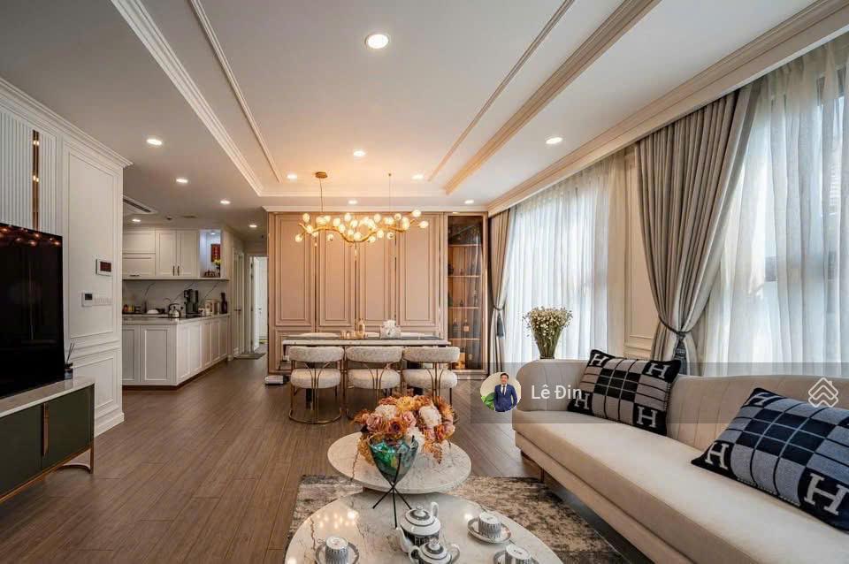 Bán lỗ 1 tỷ 3pn kingdom 101 view quận 1 ngắm pháo hoa. full nt đã có sổ, giá đầu tư. 0989 723 ***
